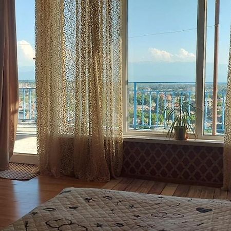 Хостел Panorama In Кутаиси Экстерьер фото